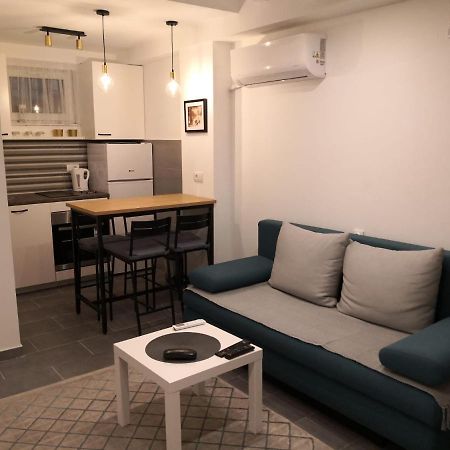 Bibi Zahumska Apartman Belgrado Esterno foto