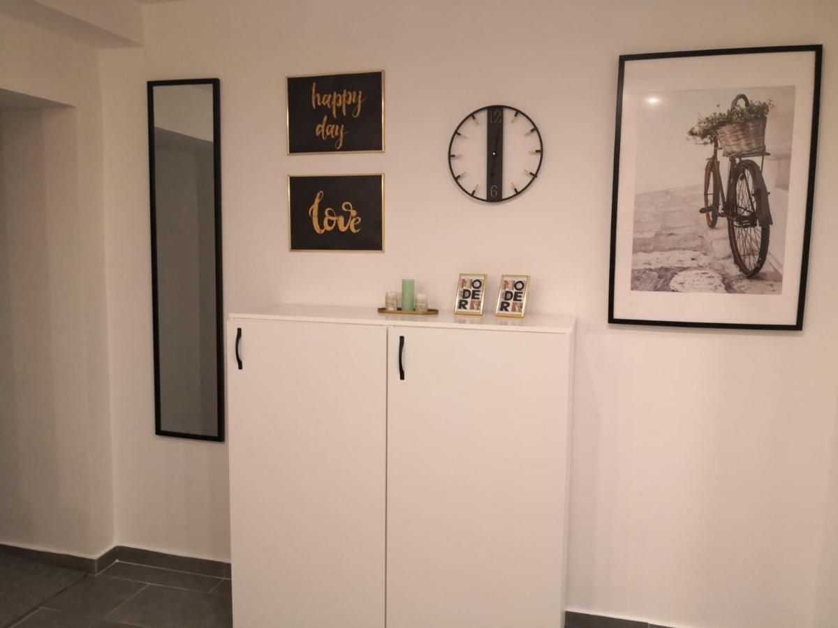 Bibi Zahumska Apartman Belgrado Esterno foto